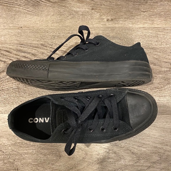 Converse - Picture 3 of 3